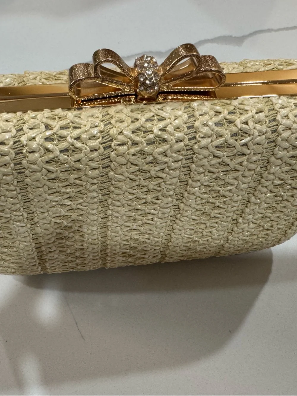Woven Straw Bow Clasp Clutch - Cream - Picture 4 of 8